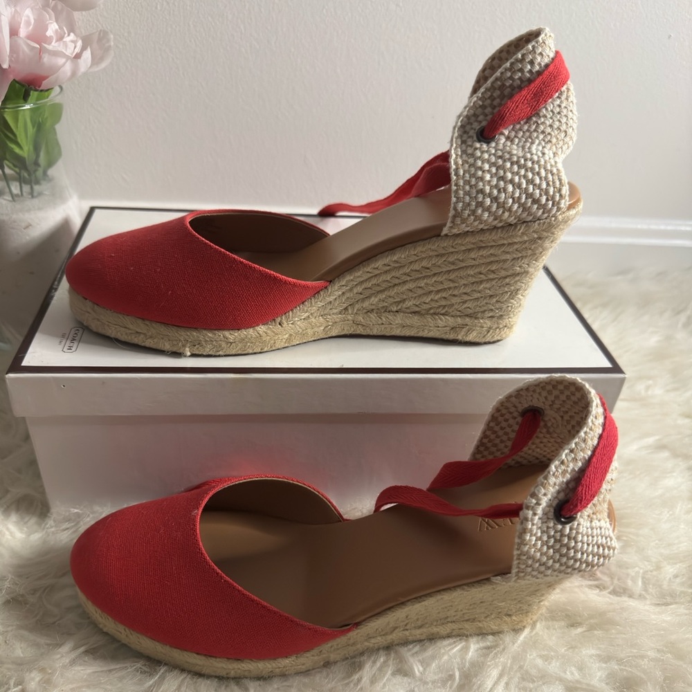 J.CREW Made-in-Spain red lace-up high-heel espadrilles. NWOT. Size:9.5